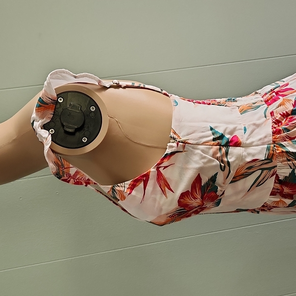 Roxy Hawaiian Hibiscus Long Dress - Picture 5 of 15